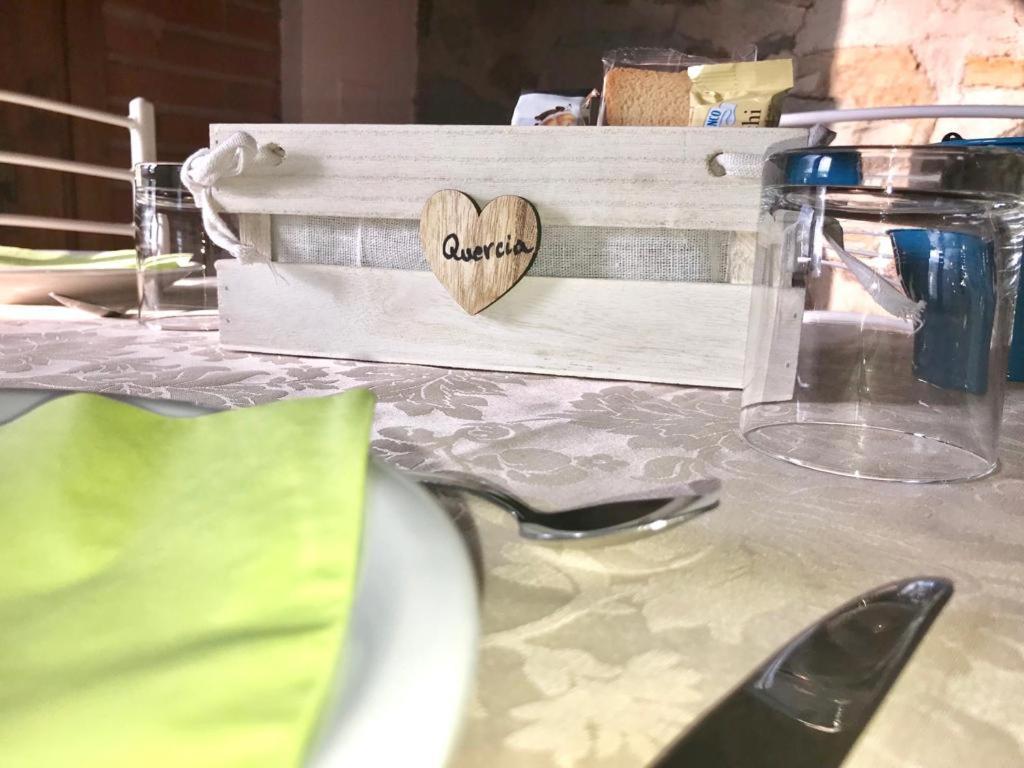 Agriturismo Podere Casano Radicofani Ngoại thất bức ảnh